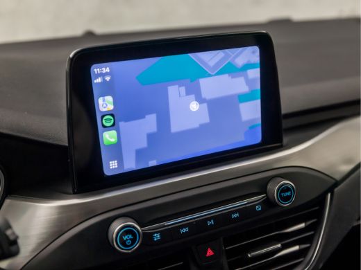 Ford Focus 1.0 EcoBoost Titanium Sport (APPLE CARPLAY, GROOT NAVI, KEYLESS, LED KOPLAMPEN, GETINT GLAS, SPOR... ActivLease financial lease