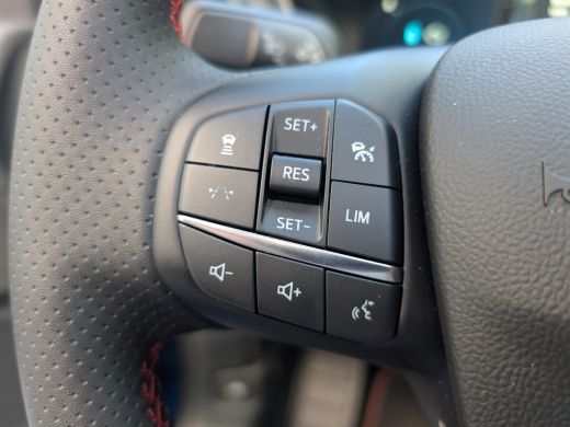 Ford Kuga 2.5 PHEV ST-Line X 242pk | Camera | Winter Pack | Climate | Elek. Achterklep | B&O | Dodehoek | P... ActivLease financial lease
