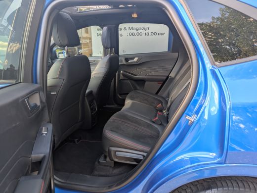 Ford Kuga 2.5 PHEV ST-Line X 242pk | Camera | Winter Pack | Climate | Elek. Achterklep | B&O | Dodehoek | P... ActivLease financial lease