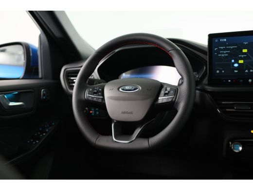 Ford Kuga 2.5 PHEV ST-Line X | Snel Leverbaar! | Black Package | Wegklapbare Trekhaak | Panoramadak | Winte... ActivLease financial lease