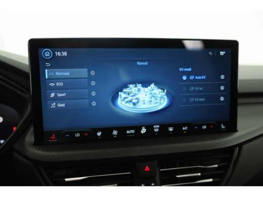 Ford Kuga 2.5 PHEV ST-Line X | Direct Leverbaar! | Black Package | Winter Pack | Panorama Dak | Wegklapbare... ActivLease financial lease