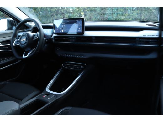 Jeep Avenger Summit | Infotainment & Convenience Pack | Warmtepomp | Winter Pack ActivLease financial lease