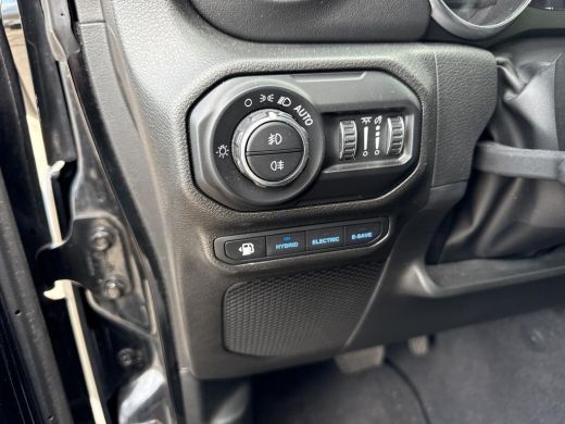 Jeep Wrangler Unlimited 4xe plug-in 380 Sahara Geheel rijklaar incl. Garantie ActivLease financial lease