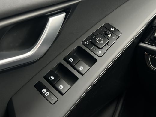 Kia Niro 1.6 GDi Hybrid ExecutiveLine | Leder | ACC | Camera | LED | Keyless | 18 inch ActivLease financial lease