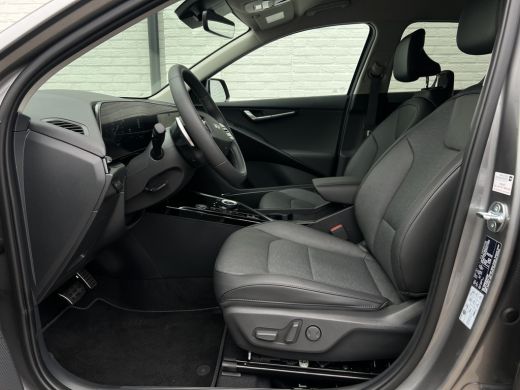 Kia Niro 1.6 GDi Hybrid ExecutiveLine | Leder | ACC | Camera | LED | Keyless | 18 inch ActivLease financial lease