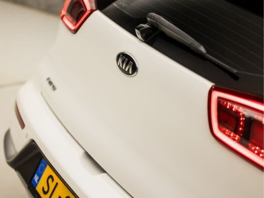 Kia Niro 1.6 GDi Hybrid Sport 142Pk Automaat (APPLE CARPLAY, PARELMOER, NAVIGATIE, CAMERA, GETINT GLAS, LE... ActivLease financial lease