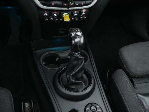 Mini Countryman 2.0 Cooper S E ALL4 Chili Plug-In (INCL-BTW) Aut. *PANO | LEATHER-FABRIC | FULL-LED | SPORT-SEATS... ActivLease financial lease