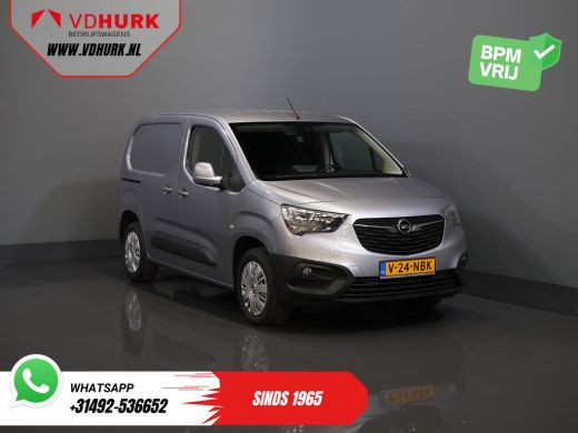 Opel Combo 1.2 Turbo 130 pk Aut. BENZINE BPM VRIJ! Keyless/ Carplay/ PDC/ Cruise/ Trekhaak/ Airco Opel Combo 1.2 Turbo 130 pk Aut. BENZINE BPM VRIJ! Keyless/ Carplay/ PDC/ Cruise/ Trekhaak/ Airco