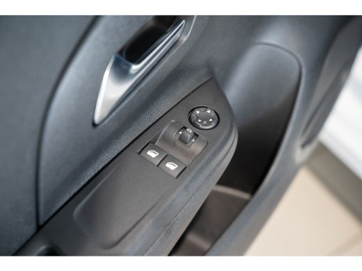 Opel Corsa-e Edition 50 kWh | Climate Controle | Apple Carplay & Android Auto | Cruise Controle | El. Ramen | ActivLease financial lease