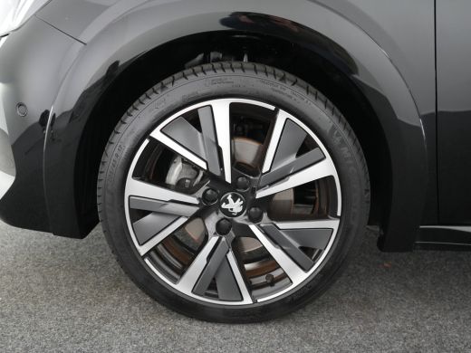 Peugeot 208 1.2 PureTech GT | Achteruitrijcamera | Airco (automatisch) | Apple Carplay/Android Auto|telefooni... ActivLease financial lease