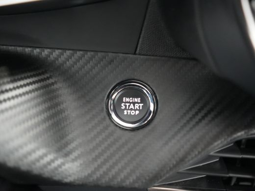 Peugeot 208 1.2 PureTech GT | Achteruitrijcamera | Airco (automatisch) | Apple Carplay/Android Auto|telefooni... ActivLease financial lease
