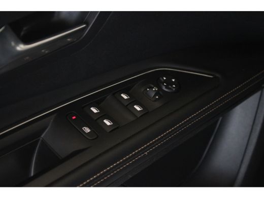 Peugeot 5008 1.2 Turbo 130-PK EAT8 AUTOMAAT GT | BLACK PACK | CAMERA | ELEKTRISCHE ACHTERKLEP | ADAPTIVE CRUIS... ActivLease financial lease