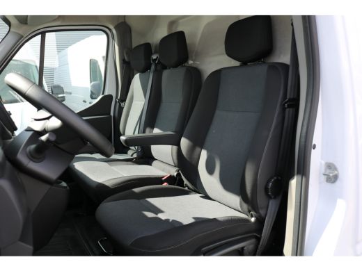 Renault Master 2.3 dCi 150pk L2 H2 ActivLease financial lease