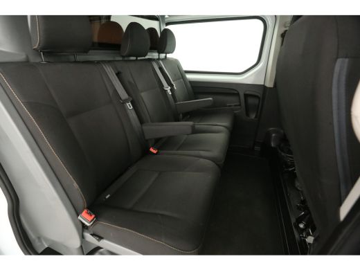 Renault Trafic 1.6 dCi T29 L2H1 | DC | Airco | Trekh. | Navigatie | Cruise | Imperiaal | Parkeersens. ActivLease financial lease