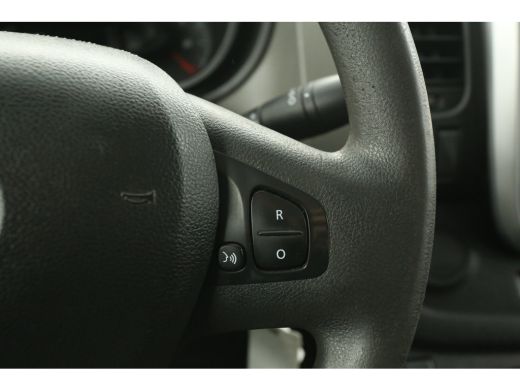 Renault Trafic 1.6 dCi T29 L2H1 | DC | Airco | Trekh. | Navigatie | Cruise | Imperiaal | Parkeersens. ActivLease financial lease