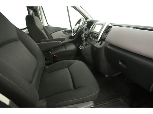 Renault Trafic 1.6 dCi T29 L2H1 | DC | Airco | Trekh. | Navigatie | Cruise | Imperiaal | Parkeersens. ActivLease financial lease