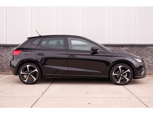 Seat Ibiza 1.0 EcoTSI FR | LED | ACC | Carplay | Camera | PDC | Climate | ActivLease financial lease