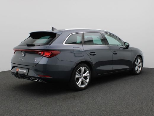 Seat Leon 1.5 eTSI FR Business Intense 150PK DSG Adaptieve Cruise Controle, Parkeersensoren Achter, Stoelve... ActivLease financial lease