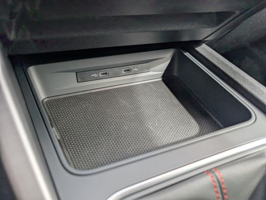 Seat Leon 1.5 TSI FR Business Intense 150pk | Navi | Carplay | Climate | Adap. Cruise | Dodehoek | 1e Eigen... ActivLease financial lease