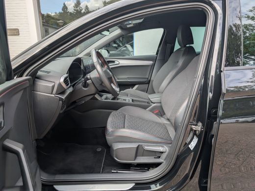 Seat Leon 1.5 TSI FR Business Intense 150pk | Navi | Carplay | Climate | Adap. Cruise | Dodehoek | 1e Eigen... ActivLease financial lease