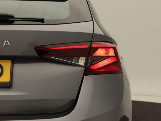 Skoda Fabia 1.0 TSi Active | Airco | Cruise Controle | CarPlay | Multifunctioneel Stuurwiel | Elektrisch Pakk... ActivLease financial lease