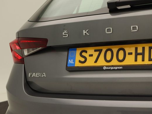 Skoda Fabia 1.0 TSi Active | Airco | Cruise Controle | CarPlay | Multifunctioneel Stuurwiel | Elektrisch Pakk... ActivLease financial lease