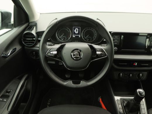 Skoda Fabia 1.0 TSi Active | Airco | Cruise Controle | CarPlay | Multifunctioneel Stuurwiel | Elektrisch Pakk... ActivLease financial lease