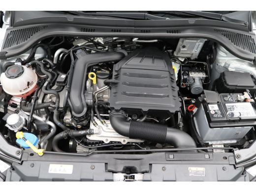 Skoda Fabia Combi 1.0 TSI Active | Achterbank neerklapbaar | Airco | Bestuurdersairbag ActivLease financial lease