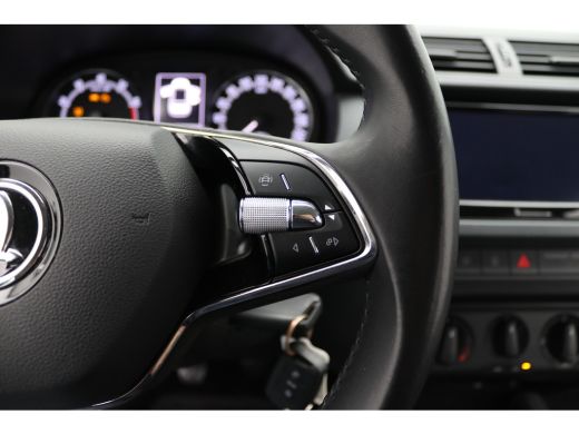 Skoda Fabia Combi 1.0 TSI Active | Achterbank neerklapbaar | Airco | Bestuurdersairbag ActivLease financial lease