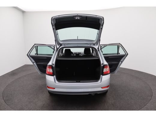 Skoda Fabia Combi 1.0 TSI Active | Achterbank neerklapbaar | Airco | Bestuurdersairbag ActivLease financial lease
