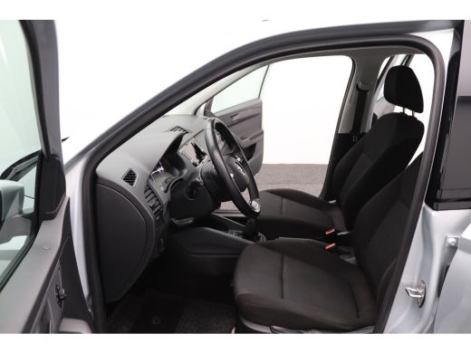 Skoda Fabia Combi 1.0 TSI Active | Achterbank neerklapbaar | Airco | Bestuurdersairbag ActivLease financial lease