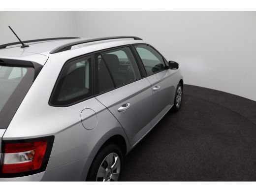 Skoda Fabia Combi 1.0 TSI Active | Achterbank neerklapbaar | Airco | Bestuurdersairbag ActivLease financial lease