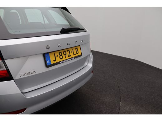 Skoda Fabia Combi 1.0 TSI Active | Achterbank neerklapbaar | Airco | Bestuurdersairbag ActivLease financial lease