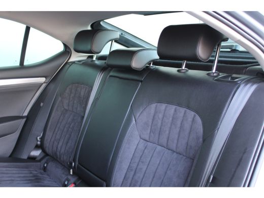 Skoda Superb 1.4 TSI ACT Style Business | Panoramadak | Navi | Alcantara bekleding | Bi-Xenon koplampen | ACC ActivLease financial lease