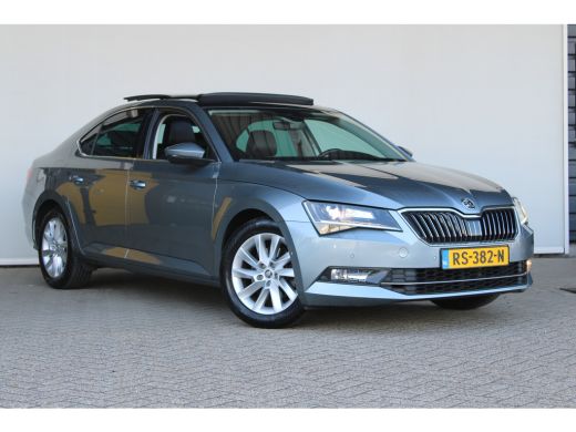 Skoda Superb 1.4 TSI ACT Style Business | Panoramadak | Navi | Alcantara bekleding | Bi-Xenon koplampen | ACC ActivLease financial lease