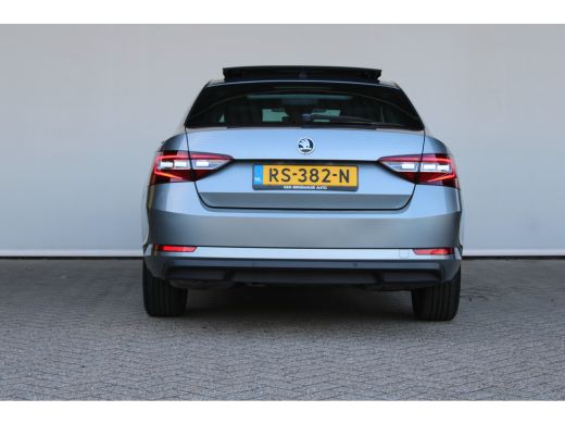 Skoda Superb 1.4 TSI ACT Style Business | Panoramadak | Navi | Alcantara bekleding | Bi-Xenon koplampen | ACC ActivLease financial lease