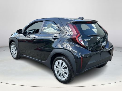 Toyota Aygo 1.0 VVT-i MT Play ActivLease financial lease