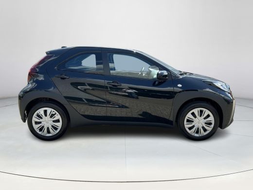Toyota Aygo 1.0 VVT-i MT Play ActivLease financial lease