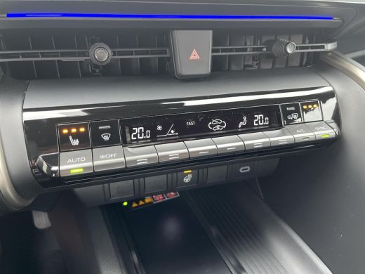 Toyota C-HR 2.0 Plug-in Hybrid 220 Executive ActivLease financial lease