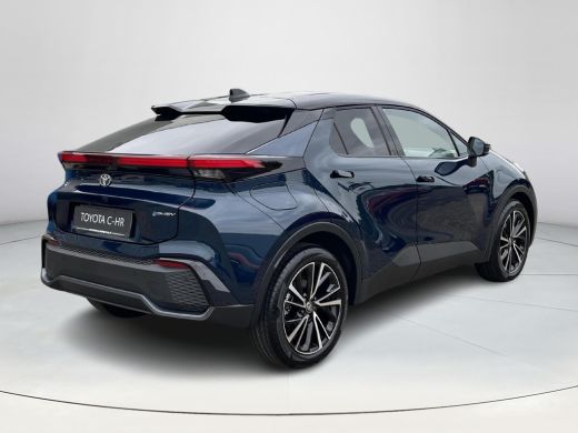 Toyota C-HR 2.0 Plug-in Hybrid 220 Executive ActivLease financial lease