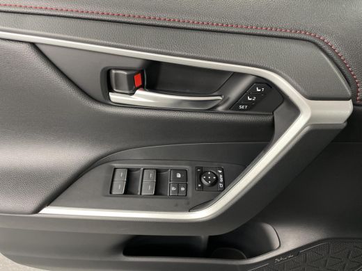 Toyota RAV4 2.5 Plug-in Hybrid AWD Bi-Tone Plus ActivLease financial lease