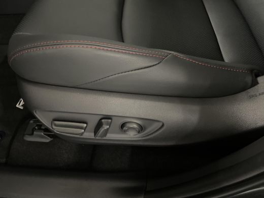 Toyota RAV4 2.5 Plug-in Hybrid AWD Bi-Tone Plus ActivLease financial lease