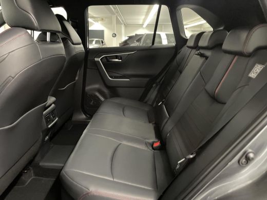 Toyota RAV4 2.5 Plug-in Hybrid AWD Bi-Tone Plus ActivLease financial lease