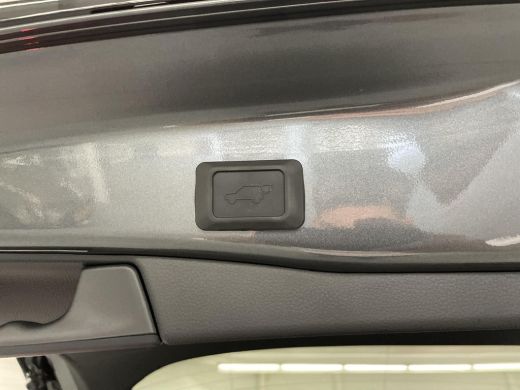 Toyota RAV4 2.5 Plug-in Hybrid AWD Bi-Tone Plus ActivLease financial lease