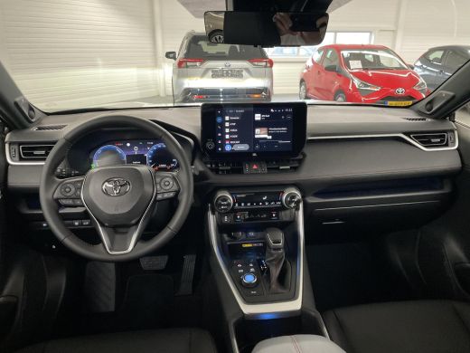 Toyota RAV4 2.5 Plug-in Hybrid AWD Bi-Tone Plus ActivLease financial lease