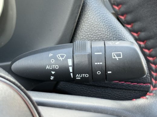 Toyota RAV4 2.5 Plug-in Hybrid AWD Bi-Tone Plus | Trekhaak | Memory | CarPlay | ACC | Camera | 19 inch ActivLease financial lease