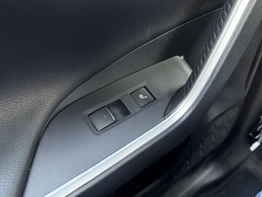 Toyota RAV4 2.5 Plug-in Hybrid AWD Bi-Tone Plus | Trekhaak | Memory | CarPlay | ACC | Camera | 19 inch ActivLease financial lease