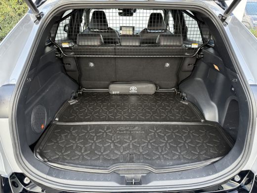 Toyota RAV4 2.5 Plug-in Hybrid AWD Bi-Tone Plus | Trekhaak | Memory | CarPlay | ACC | Camera | 19 inch ActivLease financial lease