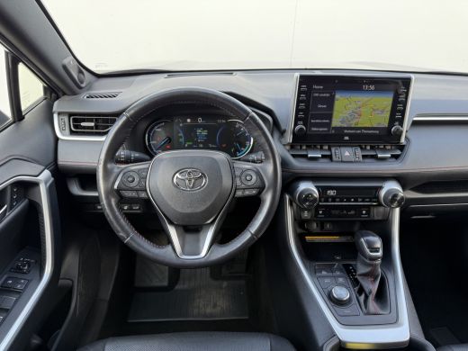 Toyota RAV4 2.5 Plug-in Hybrid AWD Bi-Tone Plus | Trekhaak | Memory | CarPlay | ACC | Camera | 19 inch ActivLease financial lease