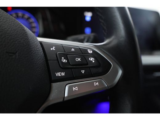 Volkswagen Golf 1.0 TSI Life 5  Deurs hatchback, Stoelverw. Apple carplay ActivLease financial lease